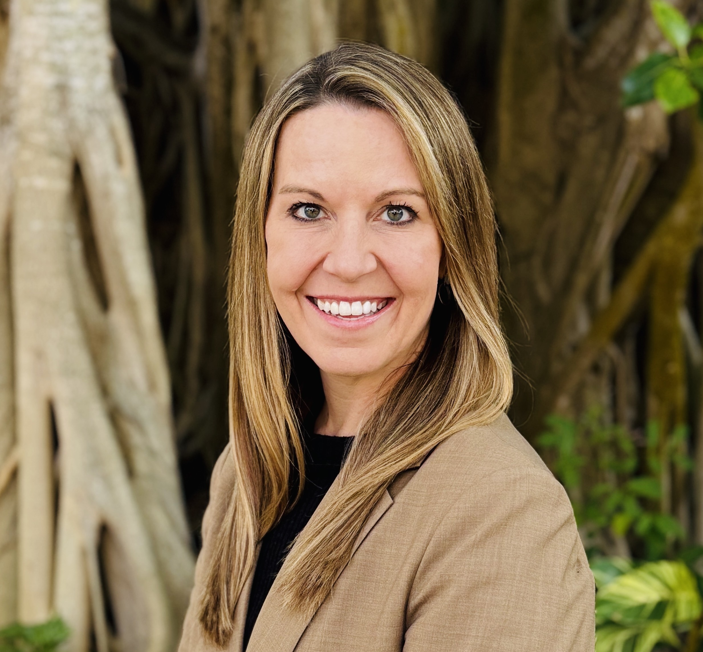 Kate Donoghue headshot